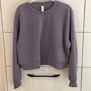 Lululemon sweat shirt size 8